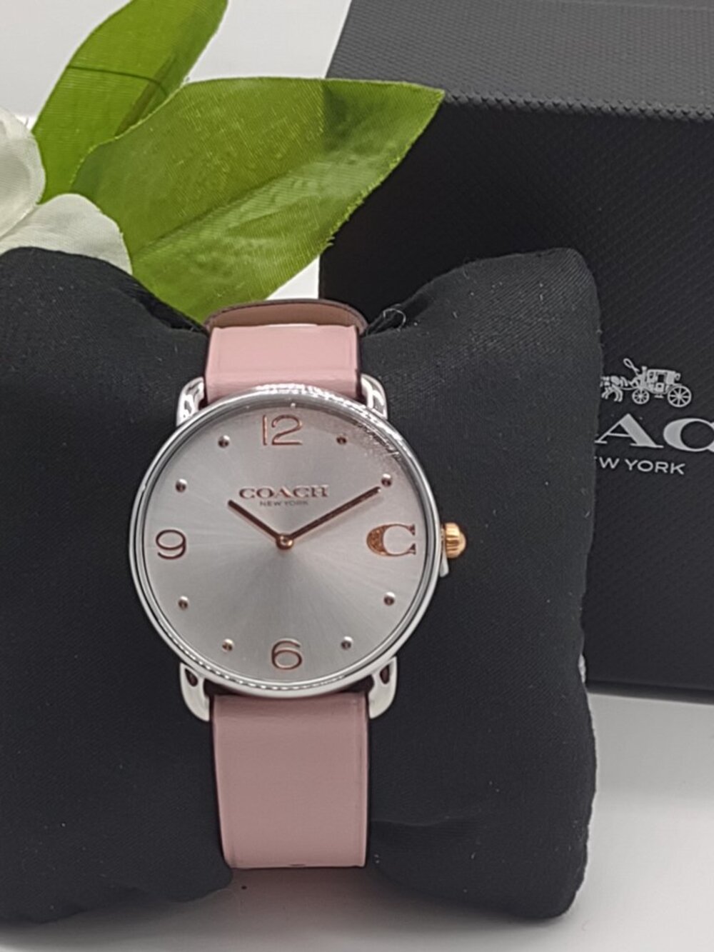 Coach Women's Elliot Blush Leather Strap Watch - Picture 1 of 7
